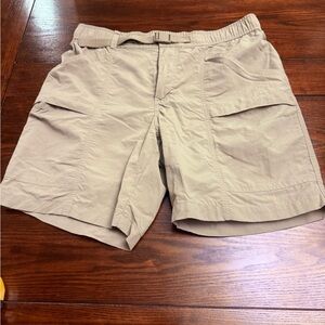 Eddie Bauer Men's Beige Cargo Shorts